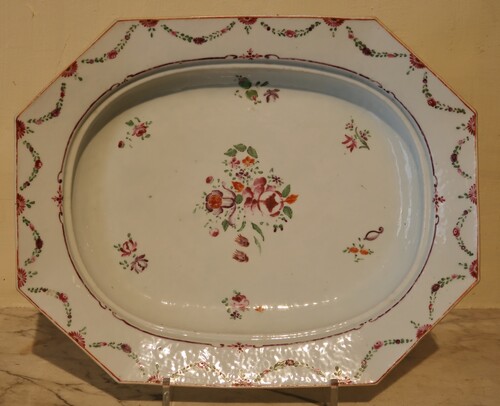 18th century Chinese Porcelain Dish