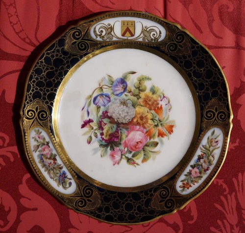 Porcelain plate by Cappellemans with de Brouckère family arms