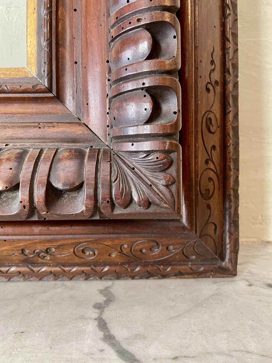 Carved frame in the Neo-Renaissance style