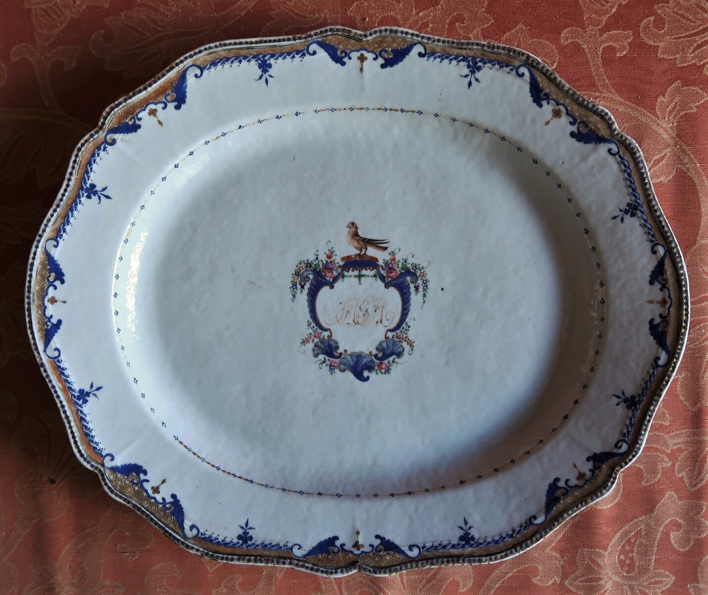 Chinese porcelain dish for Europe