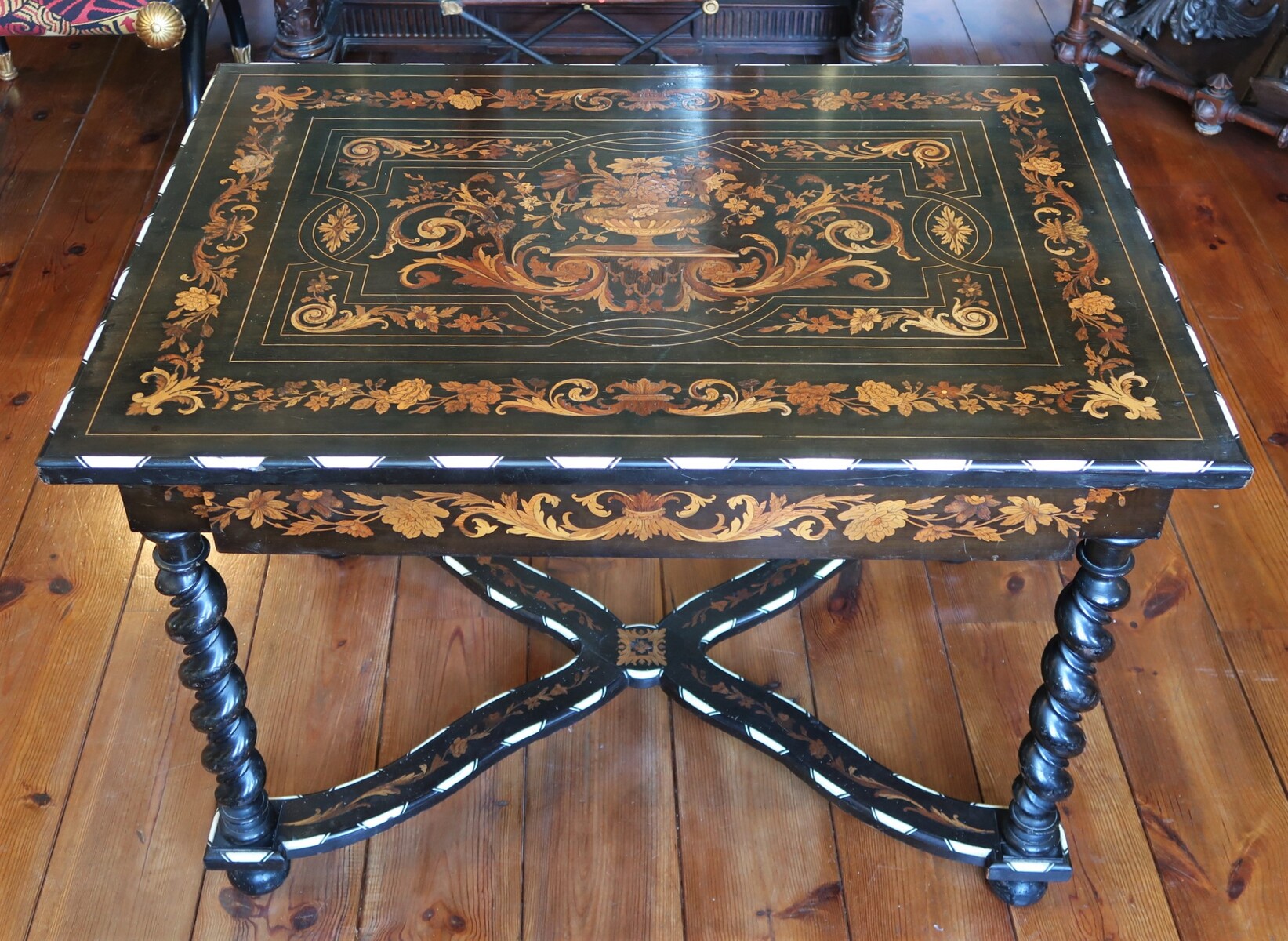 Dutch table with marquetry decoration