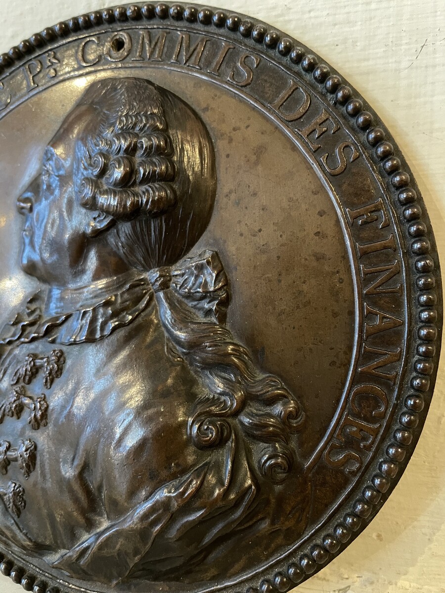 Medallion depicting the profile of Armand Le Clerc in bas-relief