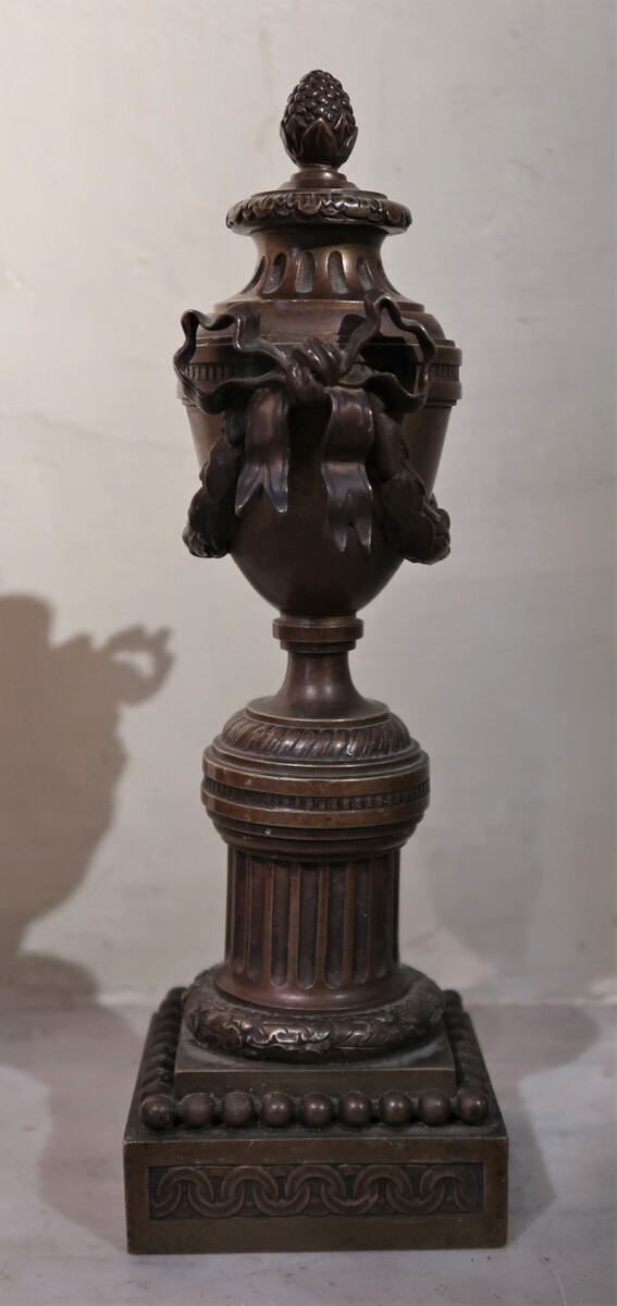 Pair of cassolette candelholders