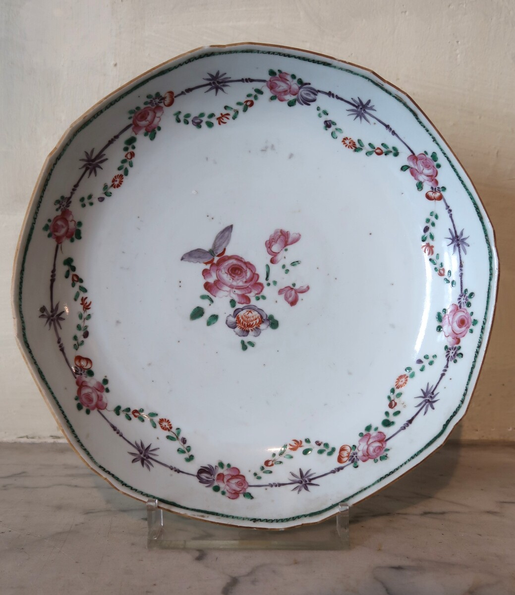 Pair of Chinese plates