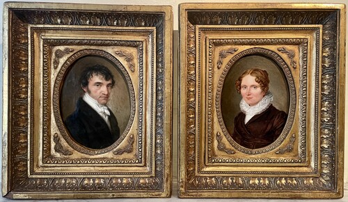 Pair of oval portraits framed in gilded wood