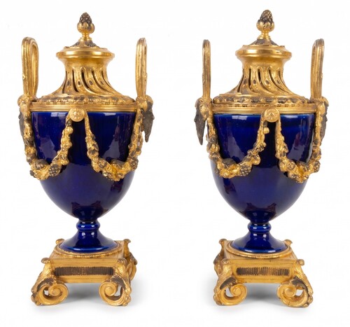 Pair of small Louis XVI-style mounted cassolettes.